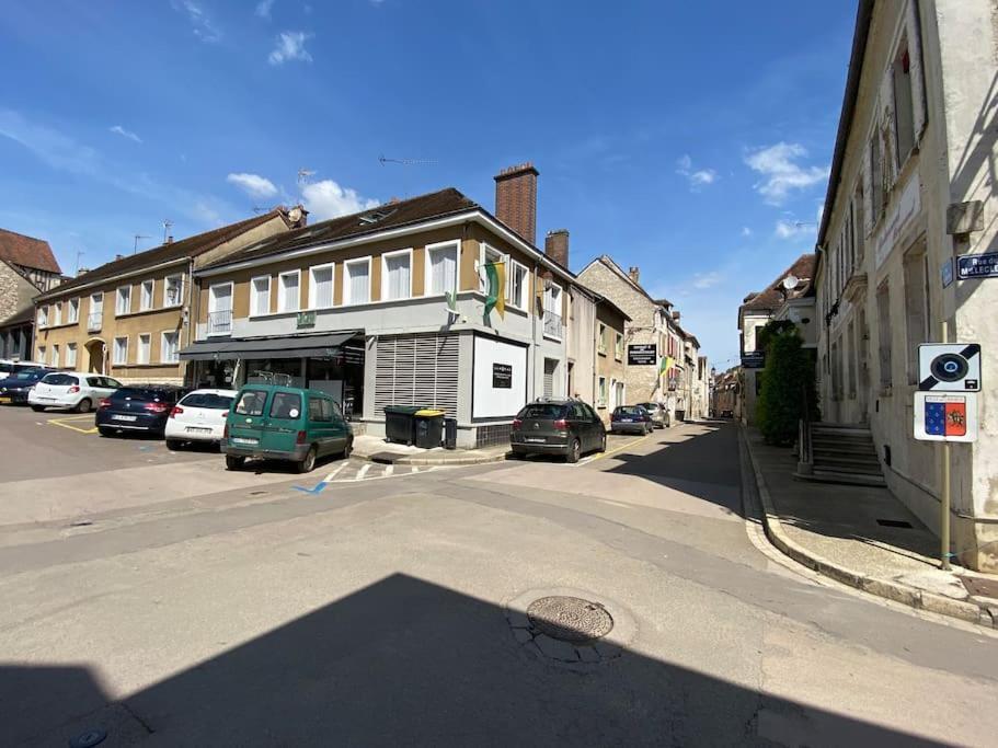La Belle Cuvee - Plein Centre-Ville Chablis Exteriér fotografie